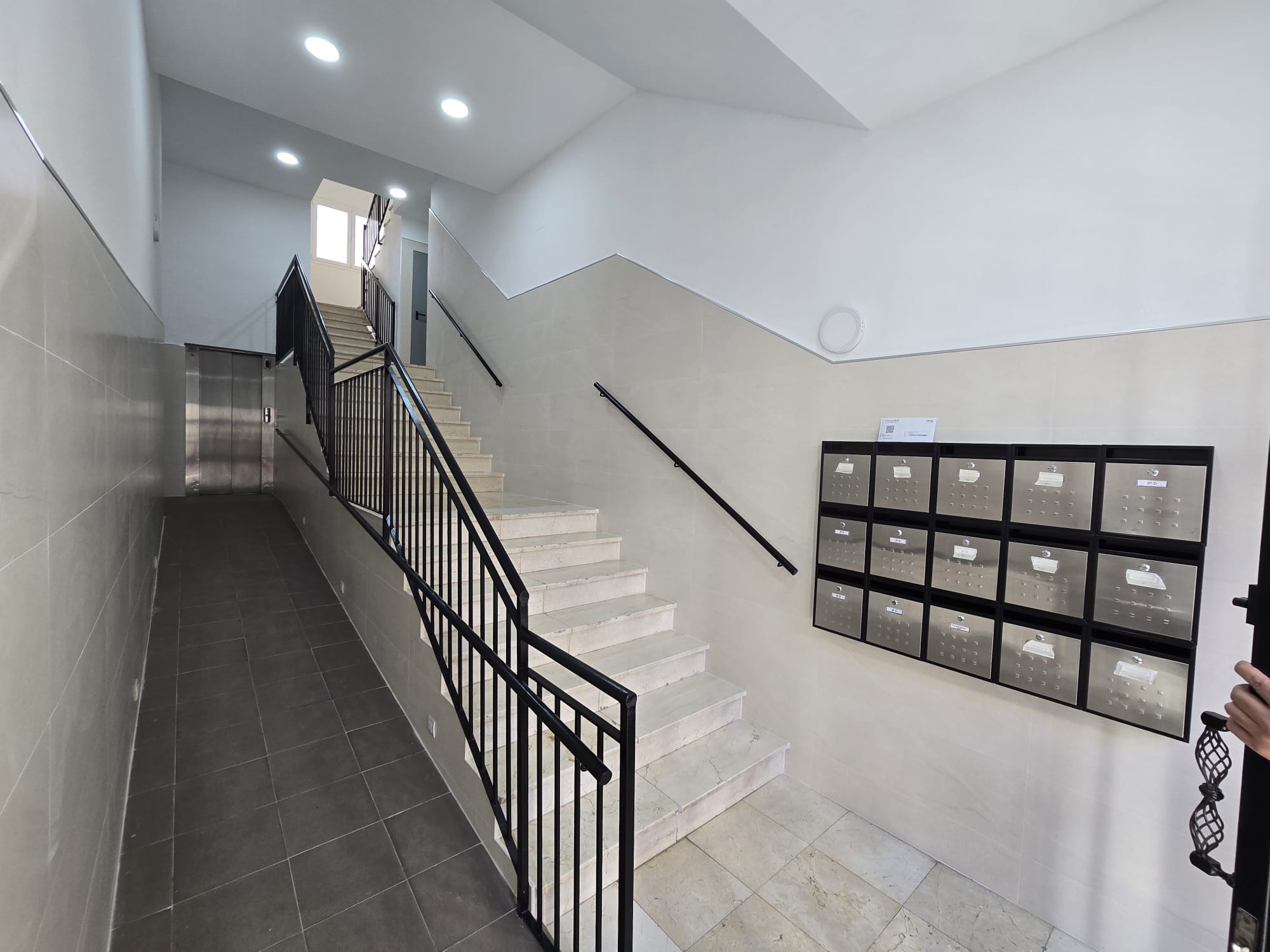 Trabajo realizado: Trabajos de  pintura de fibra de vidrio para amianto en malaga