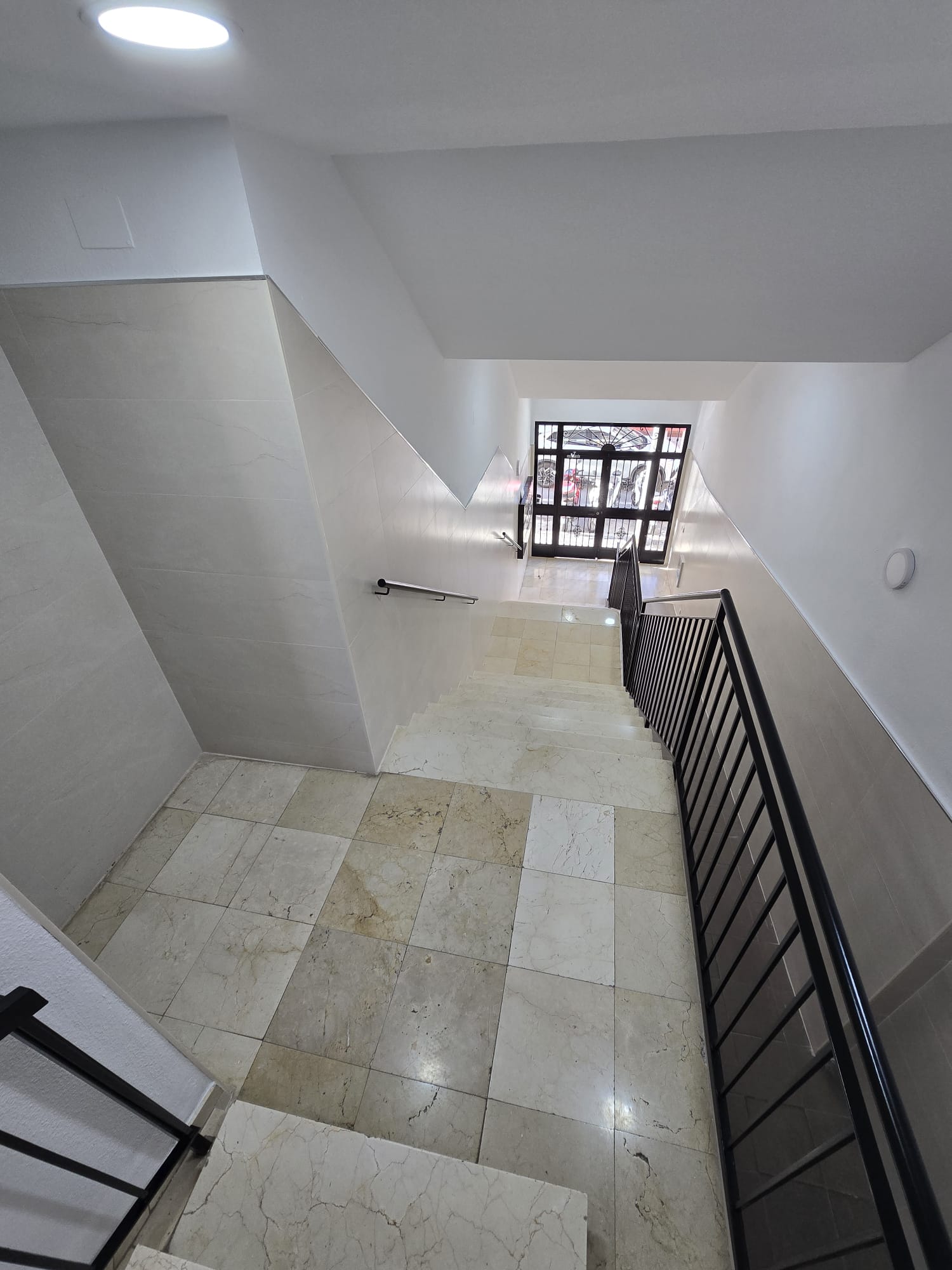 Trabajo realizado: Trabajos de  pintura de fibra de vidrio para amianto en malaga