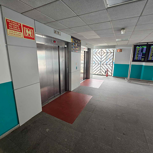 Trabajos de reparación y mantenimiento en el Aeropuerto de Málaga